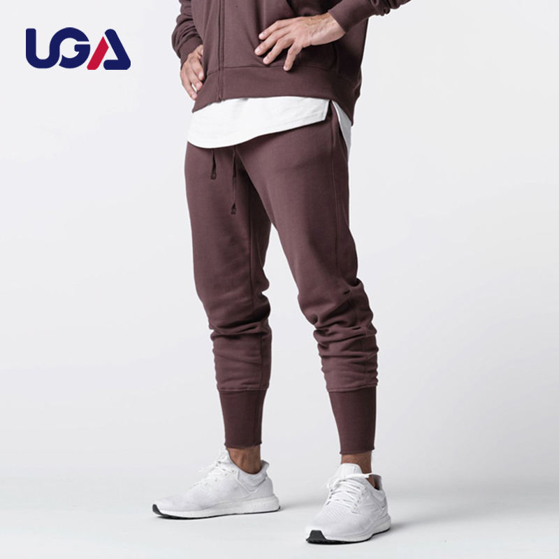 men jogger 2