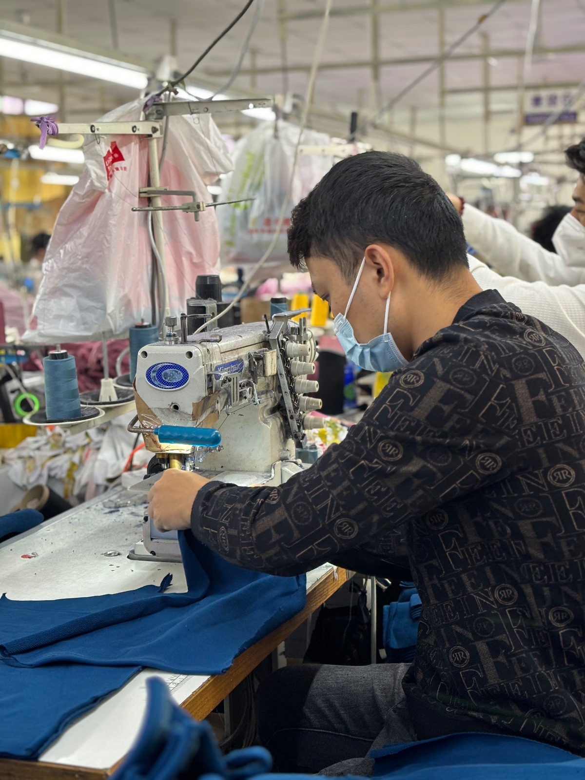 UGA FASHION — The Process Behind Our Yoga Shorts Manufacturing: Stitching to Finishing
