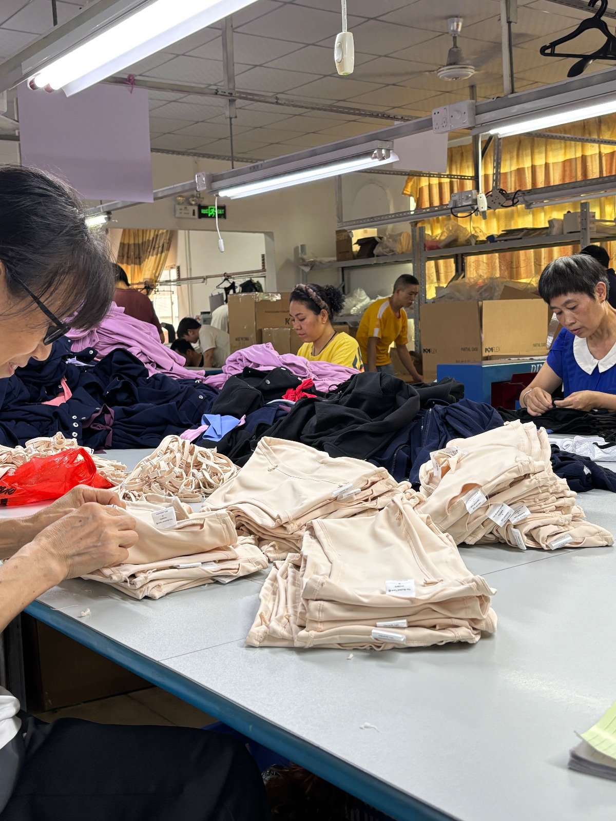 UGA FASHION — Preparing for a Sports Bra Order Inquiry: Essential Details